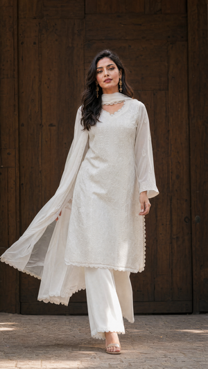 White georgette kurta with floral chikankari embroidered front panel