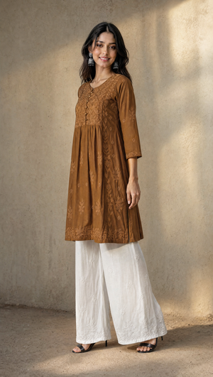 Brown chikankari kurta with 3/4 sleeves and floral embroidery