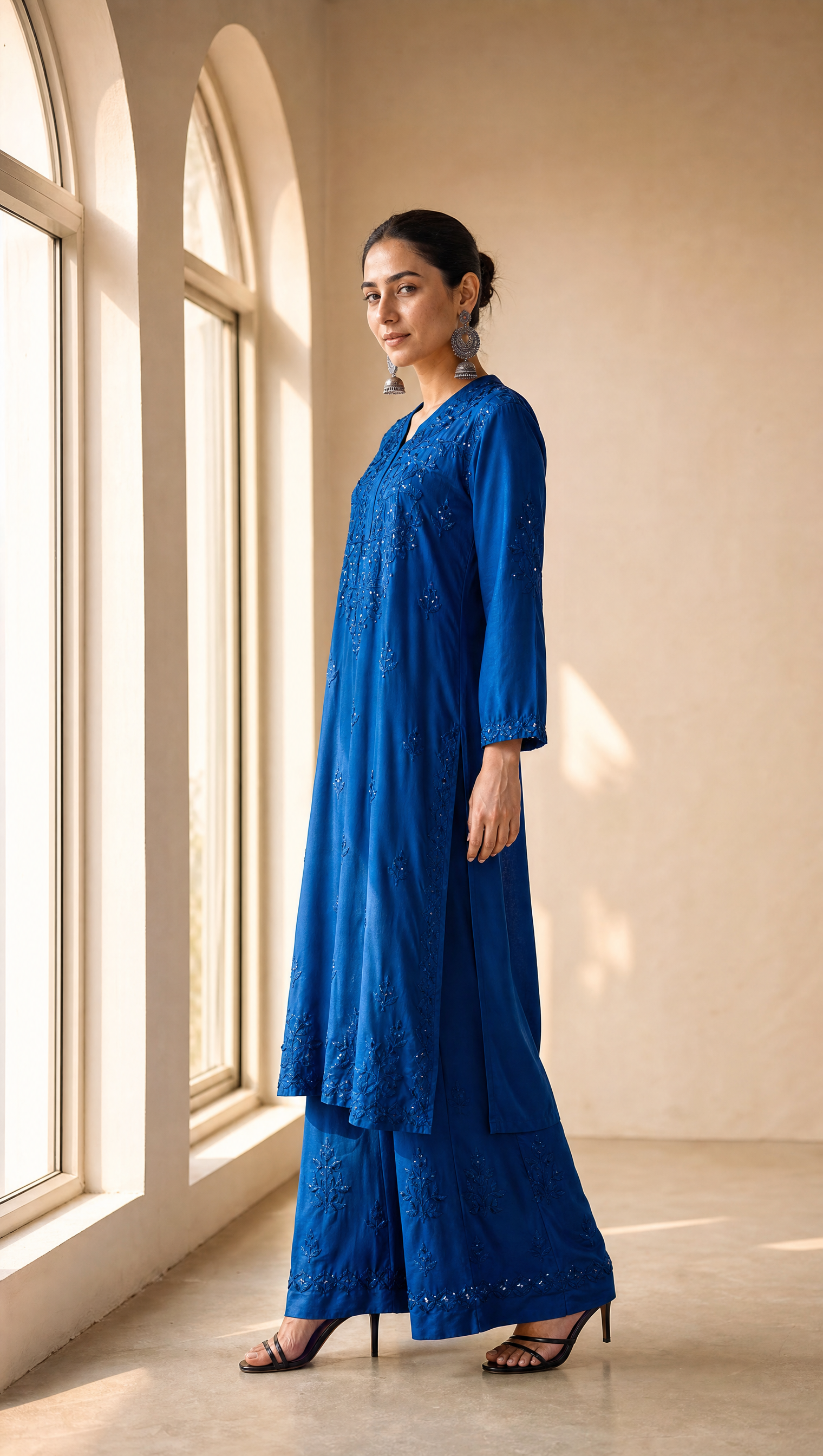 Royal blue chikankari kurta with 3/4 sleeves and embroidered detailing