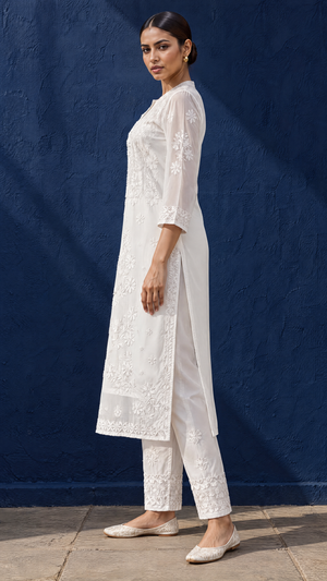 White Georgette Kurta With Floral Chikankari Embroidered Yoke